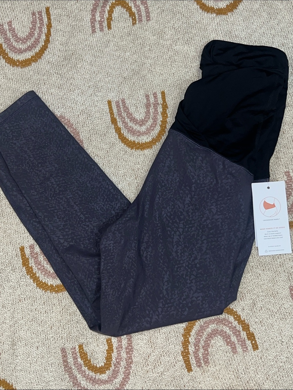 Isabel maternity size M NWT High-Waist Black & Charcoal Active Leggings